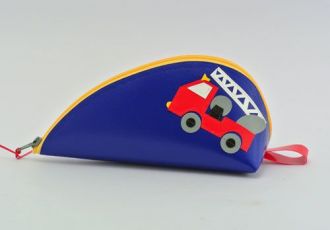Bleistiftetui mit Feuerwehrauto